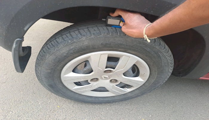 2018 Renault Kwid RXT 1.0 (O), Petrol, Manual, 56,212 km, tyre