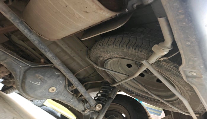 2021 Maruti Eeco 5 STR WITH A/C+HTR, Petrol, Manual, 32,427 km, tyre