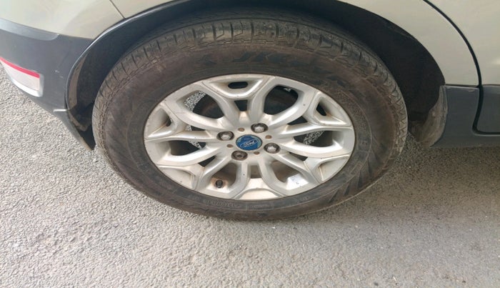 2014 Ford Ecosport TITANIUM 1.5L DIESEL, Diesel, Manual, 99,062 km, tyre