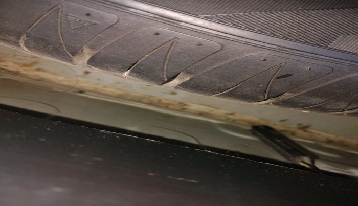 2020 Maruti Vitara Brezza ZXI, Petrol, Manual, 81,473 km, tyre