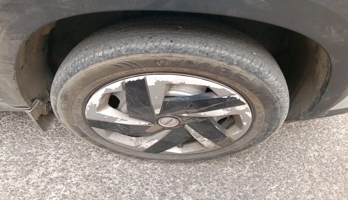 2021 Nissan MAGNITE XE, Petrol, Manual, 48,980 km, tyre