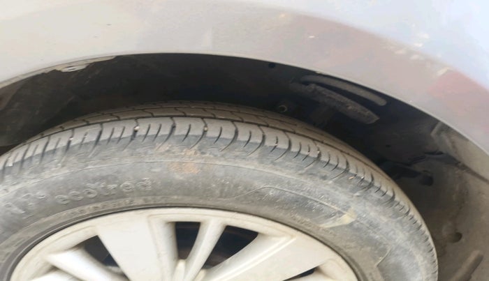 2015 Maruti Swift ZDI, Diesel, Manual, 1,49,677 km, tyre