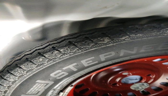 2023 Renault Kiger RXZ AMT, Petrol, Automatic, 10,056 km, tyre