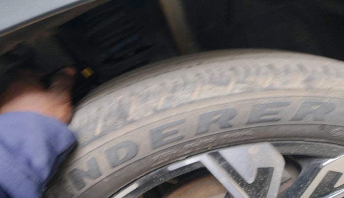 2023 Renault Kiger RXZ AMT, Petrol, Automatic, 10,056 km, tyre