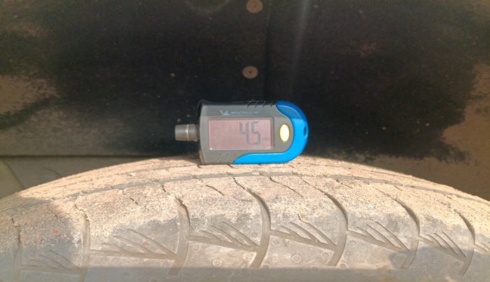 2018 Mahindra MARAZZO M2 8 STR, Diesel, Manual, 1,00,952 km, tyre