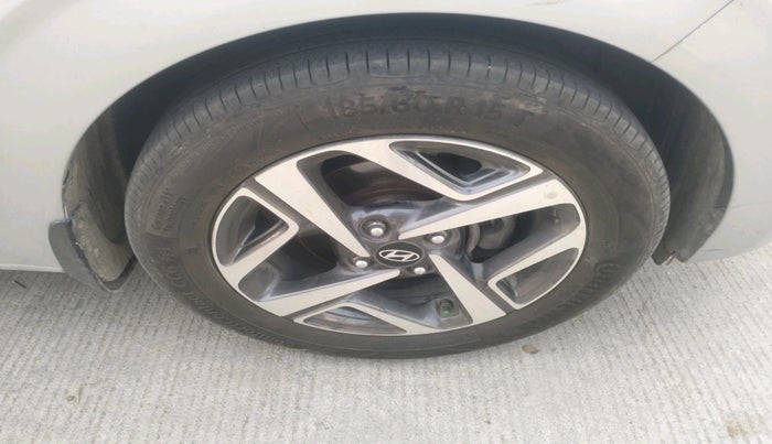 2023 Hyundai AURA SX PLUS 1.2 AMT, Petrol, Automatic, 83,951 km, tyre