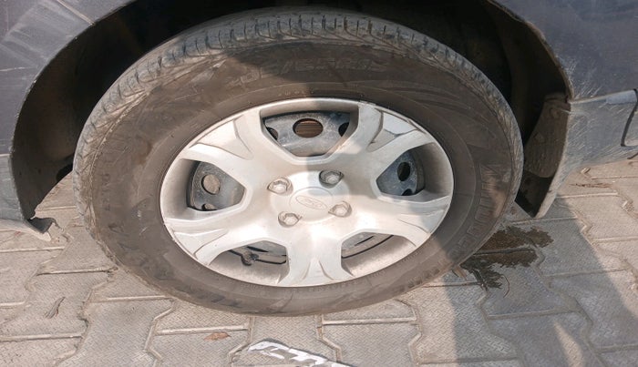 2016 Ford Ecosport TREND 1.5L DIESEL, Diesel, Manual, 97,636 km, tyre