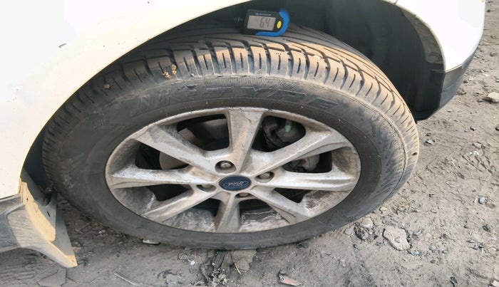 2017 Ford Ecosport TITANIUM 1.5L DIESEL, Diesel, Manual, 1,52,093 km, tyre