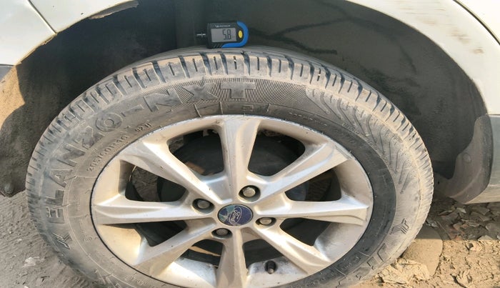 2017 Ford Ecosport TITANIUM 1.5L DIESEL, Diesel, Manual, 1,52,093 km, tyre