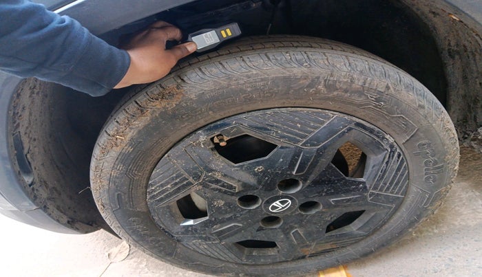 2024 Tata PUNCH EV ADVENTURE S LONG RANGE 7.2 FAST CHARGER, Electric, Automatic, 34,286 km, tyre