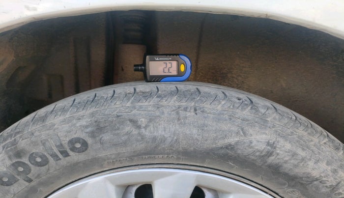 2014 Maruti Swift LXI, Petrol, Manual, 66,748 km, tyre