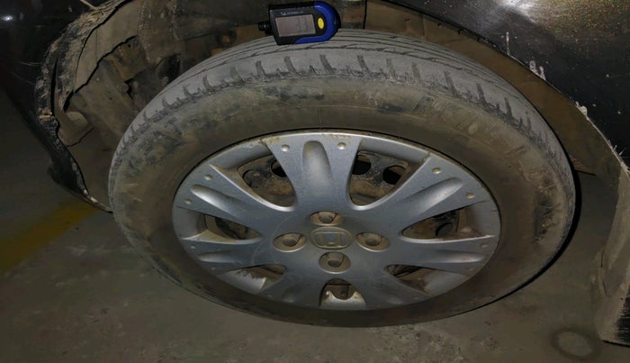 2017 Honda Amaze 1.2L I-VTEC S, Petrol, Manual, 1,94,002 km, tyre