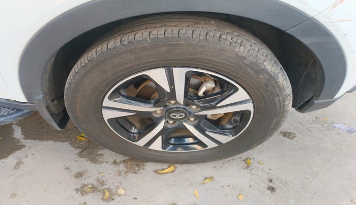 2022 Tata NEXON EV MAX XZ PLUS, Electric, Automatic, 91,582 km, tyre