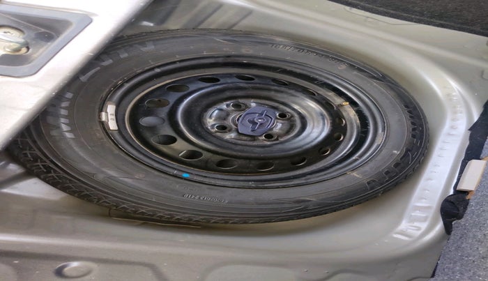 2019 Maruti New Wagon-R ZXI 1.2, Petrol, Manual, 24,997 km, tyre