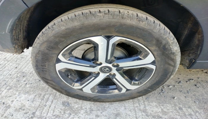 2022 Tata NEXON XZ PLUS PETROL, Petrol, Manual, 31,631 km, tyre