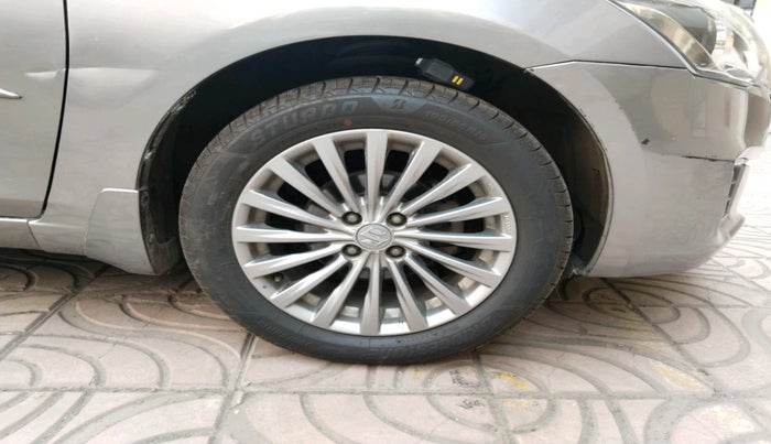 2016 Maruti Ciaz ZXI+, Petrol, Manual, 95,831 km, tyre