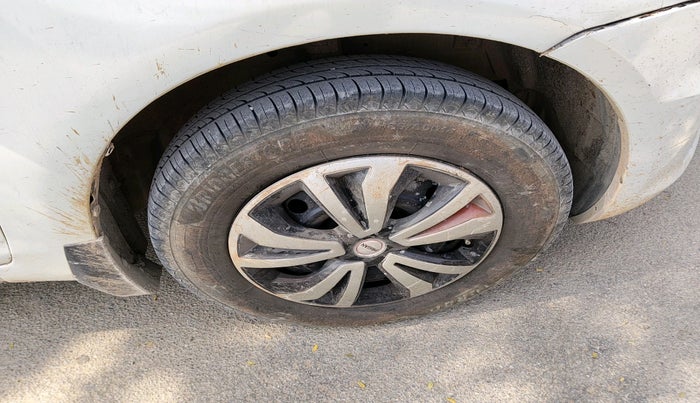 2012 Maruti Swift VDI, Diesel, Manual, 1,14,634 km, tyre