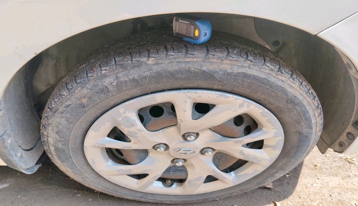 2017 Hyundai Grand i10 MAGNA 1.2 KAPPA VTVT, Petrol, Manual, 82,122 km, tyre