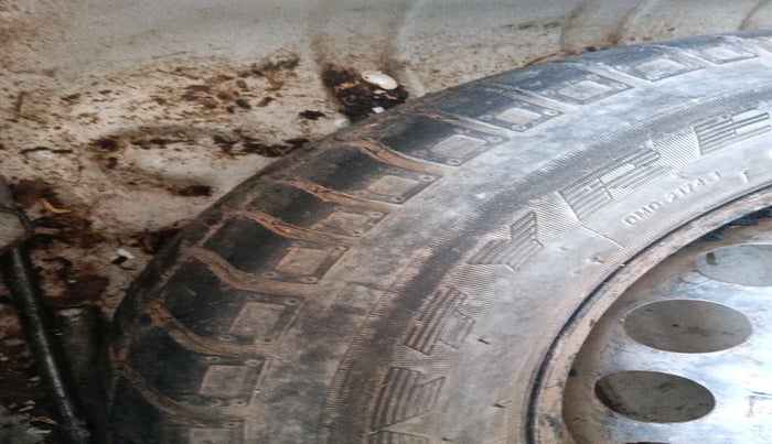 2015 Maruti Alto 800 LXI, Petrol, Manual, 93,535 km, tyre