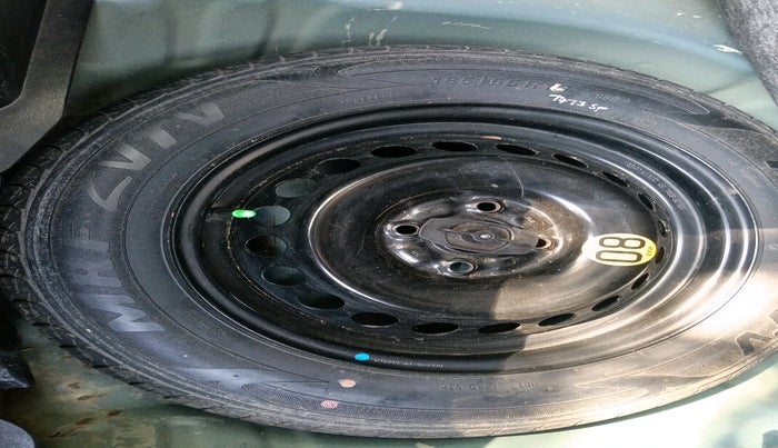 2015 Maruti Baleno ALPHA DIESEL 1.3, Diesel, Manual, 2,55,720 km, tyre