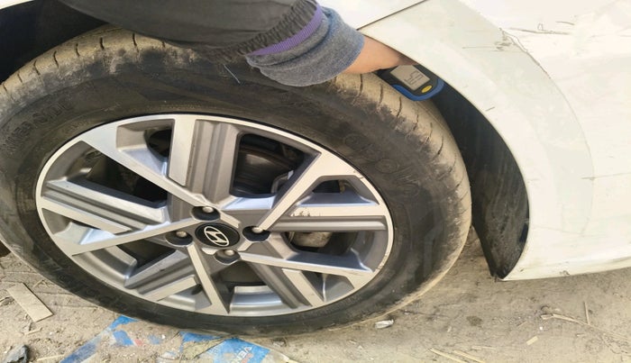 2023 Hyundai Verna SX(O) 1.5 MPI IVT , Petrol, Automatic, 41,080 km, tyre