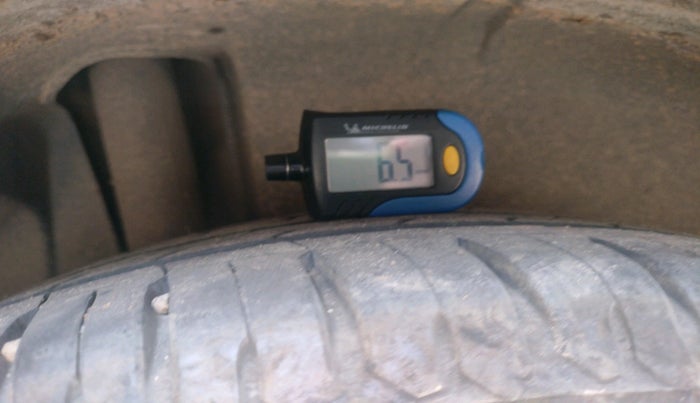 2021 Maruti S Cross ALPHA AT1.5, Petrol, Automatic, 66,543 km, tyre