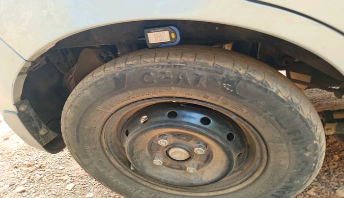 2021 Maruti Alto LXI, Petrol, Manual, 26,958 km, tyre