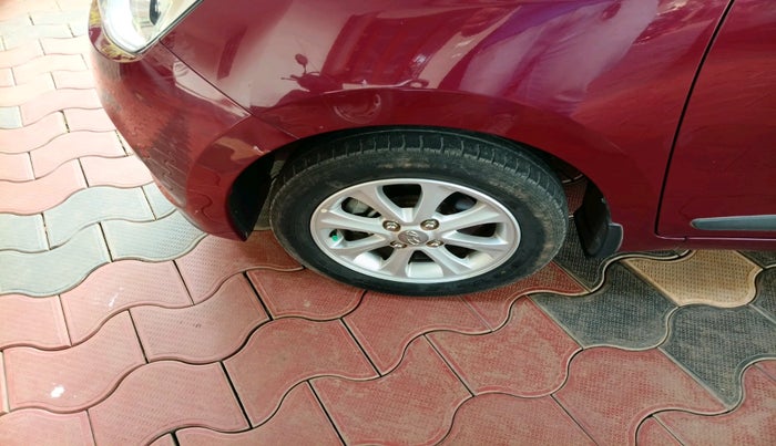 2015 Hyundai Grand i10 ASTA 1.2 KAPPA VTVT, Petrol, Manual, 30,529 km, tyre