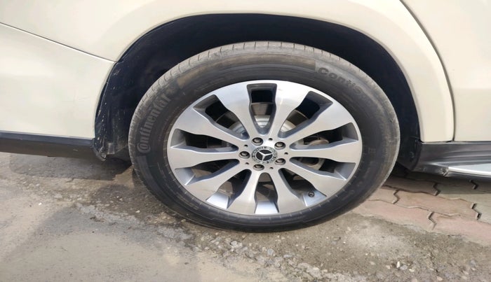 2017 Mercedes Benz GLS 350D, Diesel, Automatic, 49,519 km, tyre