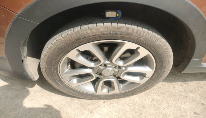 2018 Hyundai i20 Active 1.2 SX, Petrol, Manual, 68,070 km, tyre