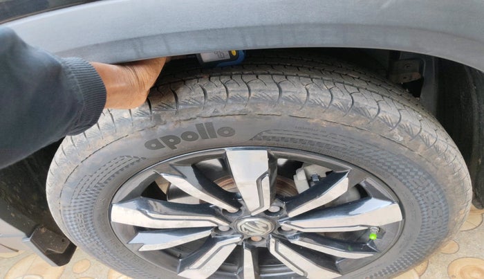 2020 MG HECTOR SHARP 1.5 DCT PETROL, Petrol, Automatic, 31,390 km, tyre