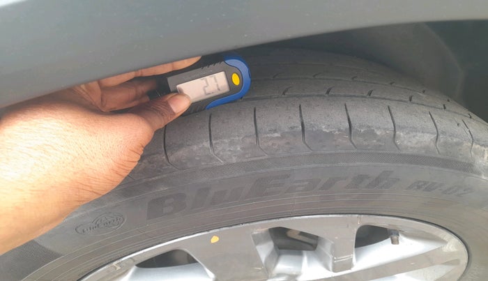 2021 Tata Safari XT PLUS, Diesel, Manual, 1,01,450 km, tyre