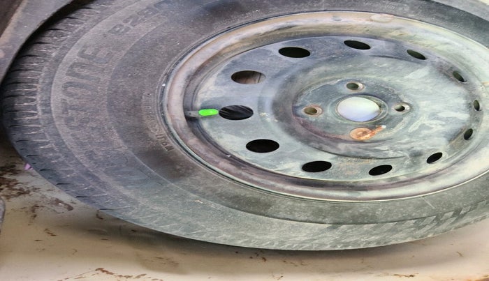 2014 Maruti Swift Dzire VDI, Diesel, Manual, 1,49,858 km, tyre