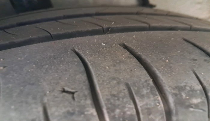 2023 Tata ALTROZ XM PLUS SUNROOF, Petrol, Manual, 18,192 km, tyre