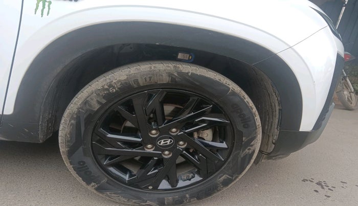 2024 Hyundai Creta 1.5 S (O) MPi iVT, Petrol, Automatic, 14,964 km, tyre