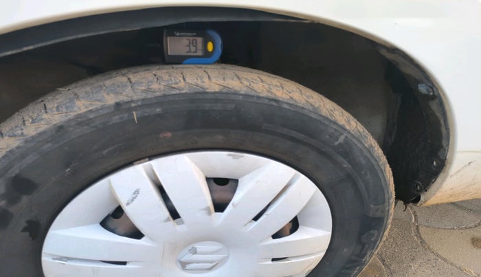 2019 Maruti Alto LXI, Petrol, Manual, 26,799 km, tyre