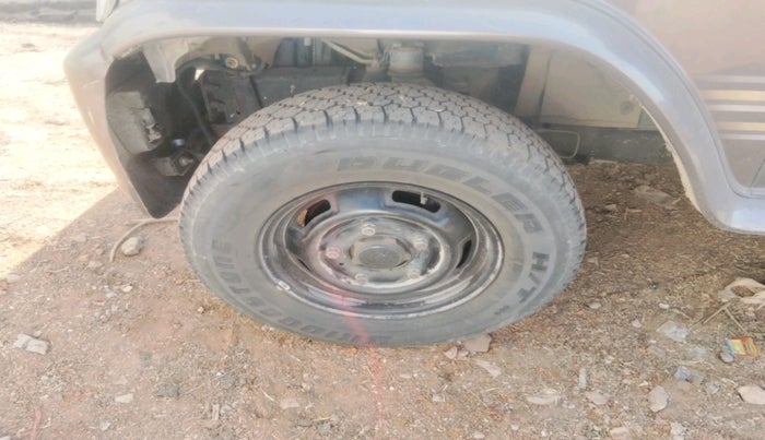 2021 Mahindra Bolero B6 (O), Diesel, Manual, 58,398 km, tyre