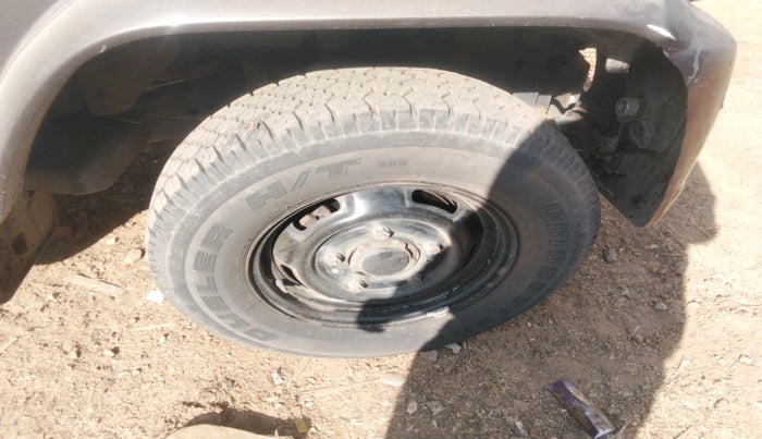 2021 Mahindra Bolero B6 (O), Diesel, Manual, 58,398 km, tyre