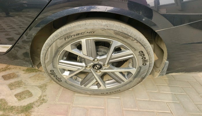 2024 Hyundai Verna  SX 1.5 MPI IVT, Petrol, Automatic, 7,818 km, tyre