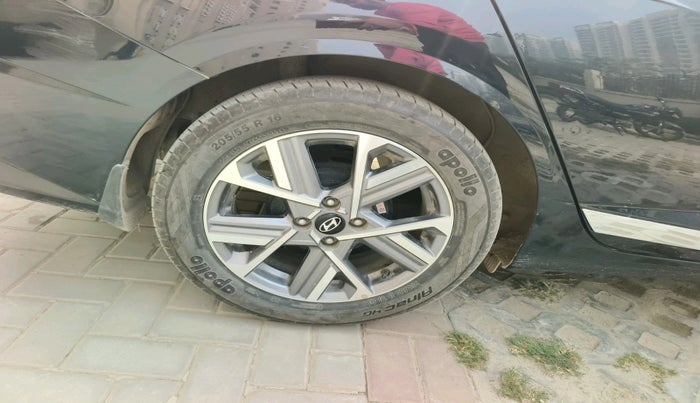 2024 Hyundai Verna  SX 1.5 MPI IVT, Petrol, Automatic, 7,818 km, tyre