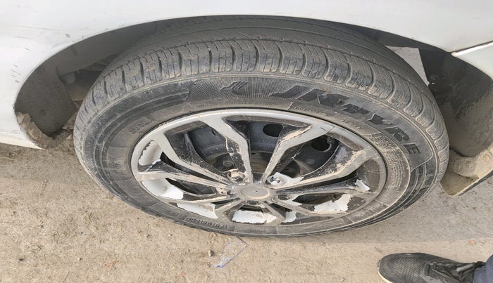 2017 Tata Bolt XMS QUADRAJET, Diesel, Manual, 88,839 km, tyre