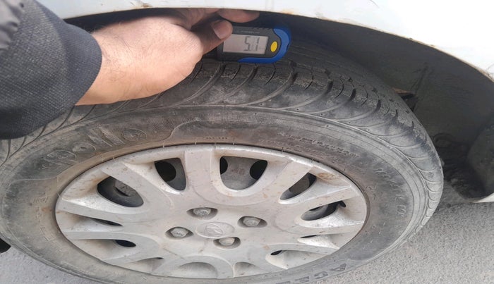 2011 Hyundai i20 MAGNA 1.2, Petrol, Manual, 89,900 km, tyre