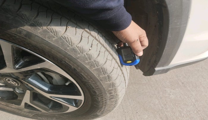 2025 Toyota URBAN CRUISER HYRYDER V HYBRID, Hybrid, Automatic, 18,189 km, tyre