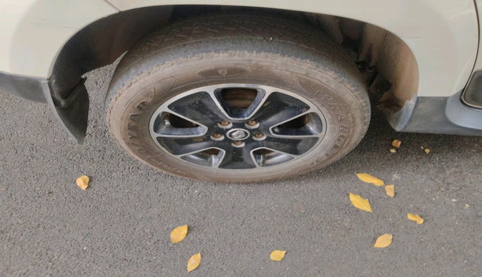 2016 Renault Duster 110 PS RXZ 4X2 AMT DIESEL, Diesel, Automatic, 77,142 km, tyre