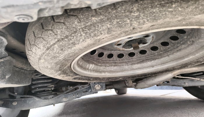 2023 Mahindra XUV700 AX 7 LUXURY D AT 7 STR, Diesel, Automatic, 25,318 km, tyre