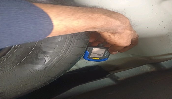 2023 KIA SONET HTK PLUS 1.2, Petrol, Manual, 22,318 km, tyre