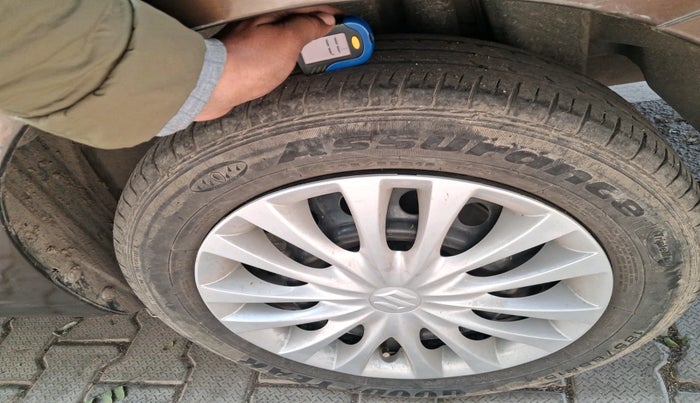 2016 Maruti Ciaz VXI+, Petrol, Manual, 1,56,168 km, tyre