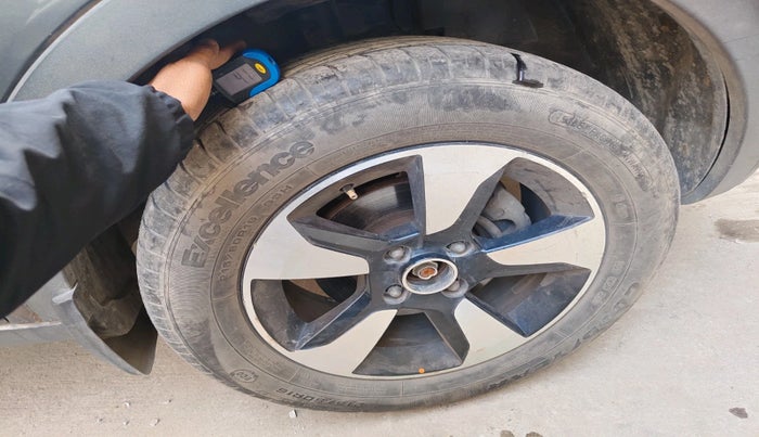 2018 Tata NEXON XZ PLUS PETROL, Petrol, Manual, 38,585 km, tyre