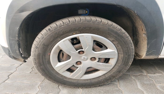 2016 Renault Kwid RXT 0.8, Petrol, Manual, 50,833 km, tyre