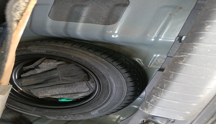 2020 Hyundai GRAND I10 NIOS SPORTZ AMT 1.2 KAPPA VTVT, Petrol, Automatic, 23,440 km, tyre